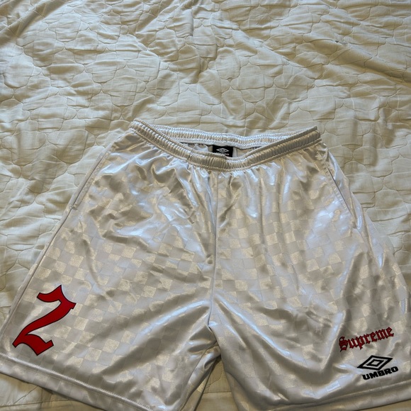 Supreme/Umbro - Soccer Jersey - Shorts and Shirt Set - Picture 5 of 12
